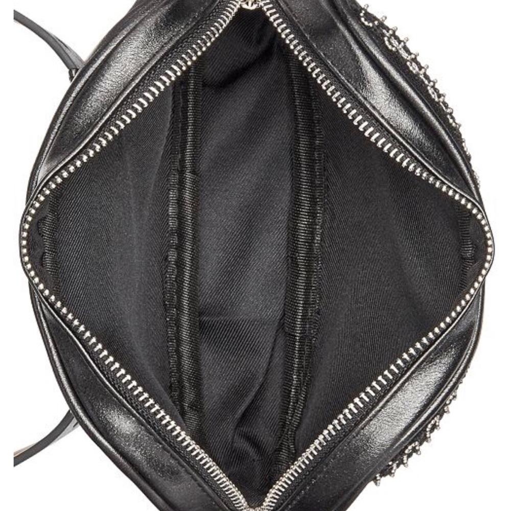 Chain Fringe Fanny Pack - Picture 4 of 4